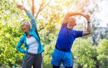 Activités physiques sportives pour seniors et personnes âgées